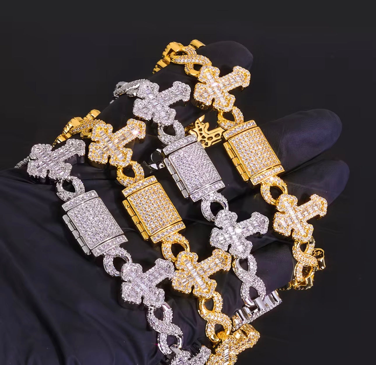 Pulsera cruces brillantes